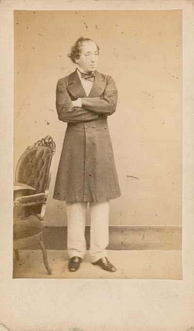 Benjamin Disraeli von English Photographer